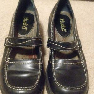 Mudd Caprice 7.5M Black Shoes